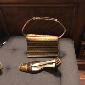 J Renee matching handbag!